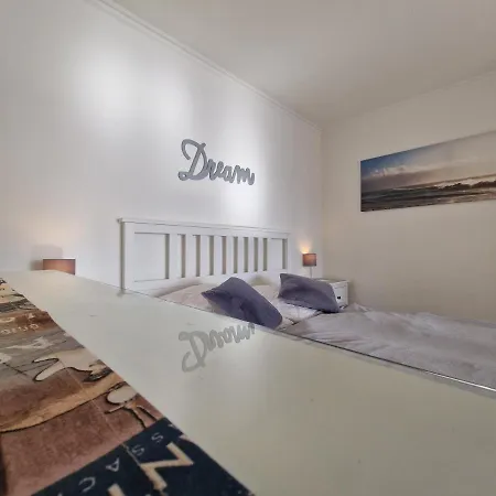 B09-003 * Heiligenhafen